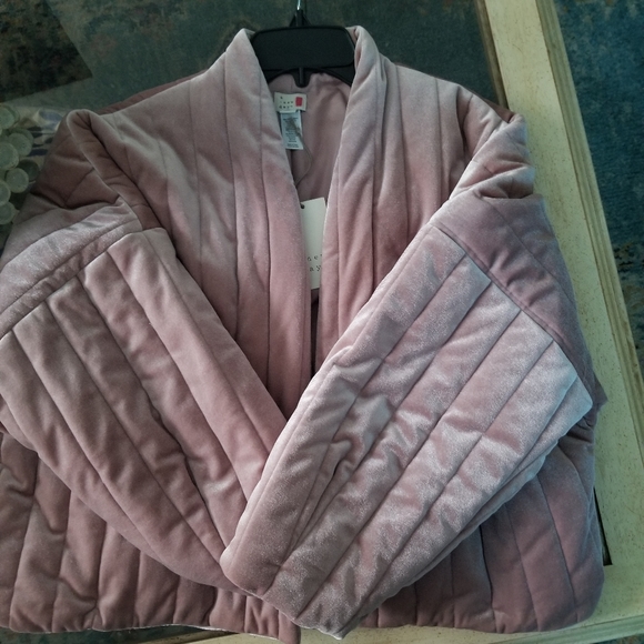 Plush Jacket - Picture 4 of 7